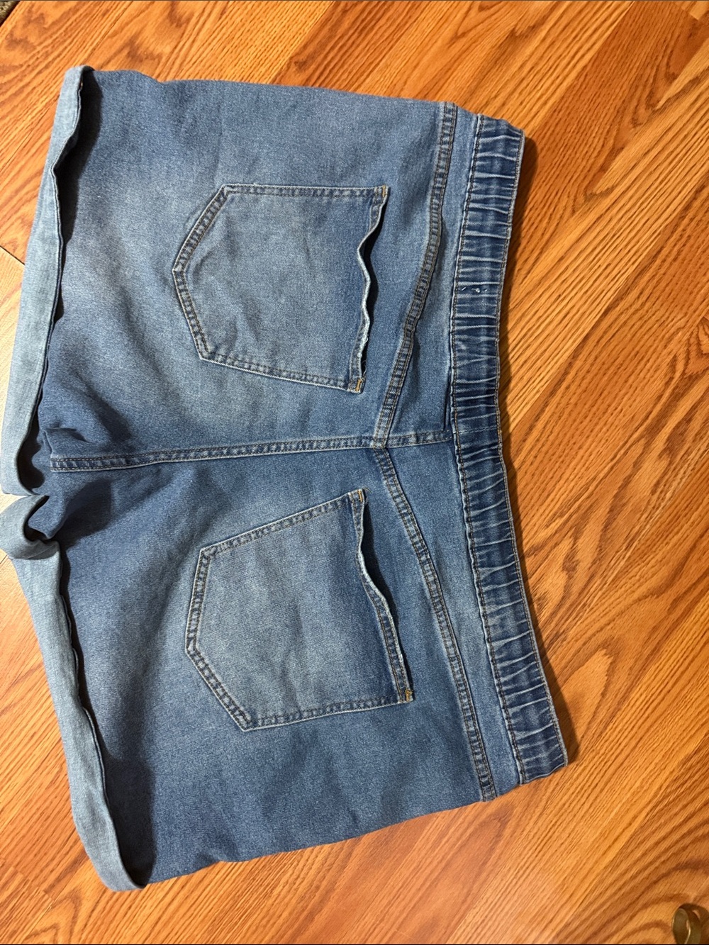 Wonderly Light Blue Denim Pull-On Shorts with tie drawstring - Picture 5 of 7